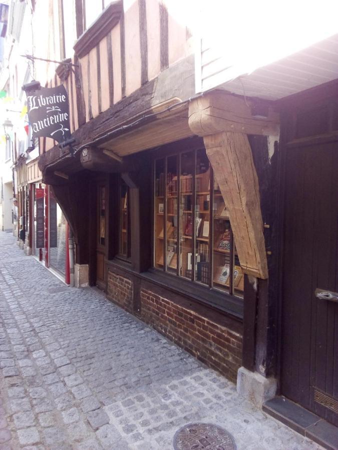 Chambre Dans Le Centre Historique Pont-Audemer Exteriér fotografie